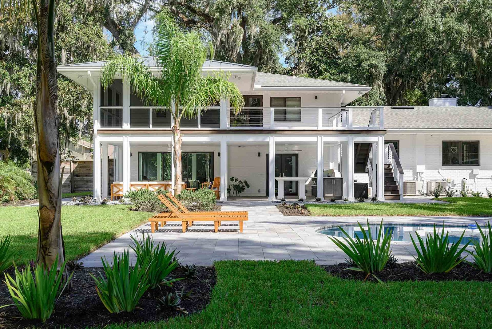 Earthscapes family-run hardscape contractor team in Jacksonville FL